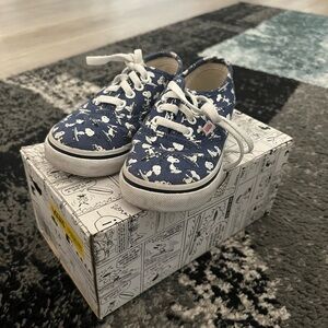Authentic (Peanuts) Snoopy/Skating